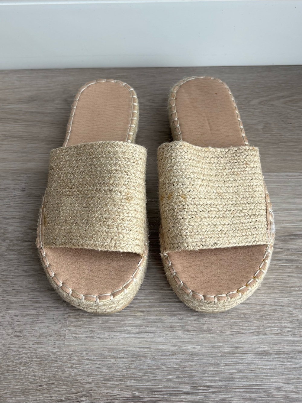 Matisse Raffia Platform Slide Sandals - Picture 2 of 5